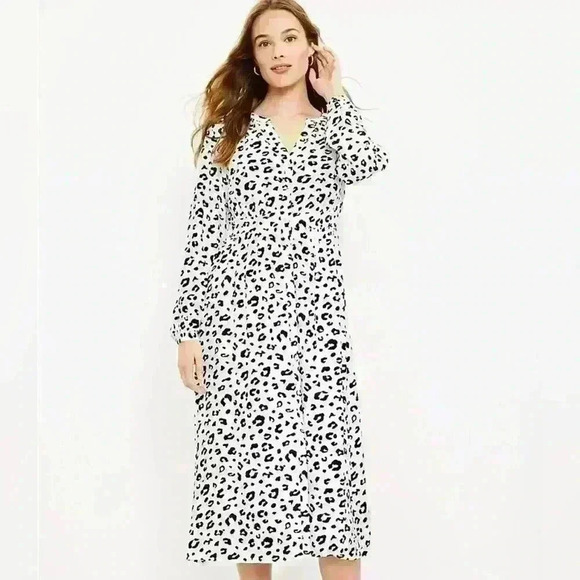 LOFT Dresses & Skirts - NWT Loft Long Sleeve Button Down Elastic Back